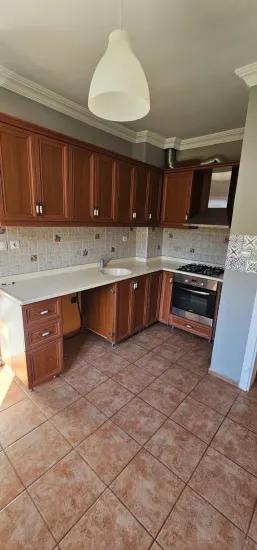 İçmeler'de kiralık 2+1 daire, mutfak, mükemmel bir daire