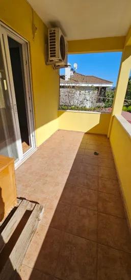 İçmeler'de kiralık 2+1 daire, mutfak, mükemmel bir daire
