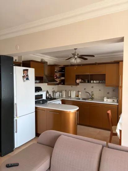 Deniz Manzaralı Çıldır Mahallesi'nde deniz manzaralı 2+1 satılık daire