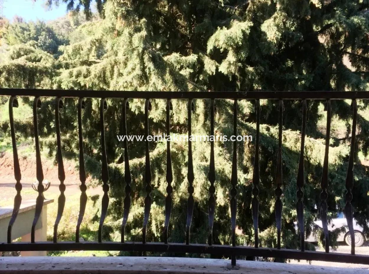 Marmaris Merkezinde 10 Odalı Havuzlu 2.500M2 Arsa İçinde Malikanemiz Satılıktır.