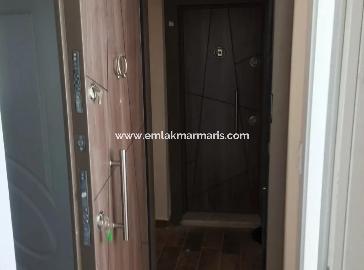 Marmaris Merkez Günlük Kiralık Yüzme Havuzlu Eşyalı Daire