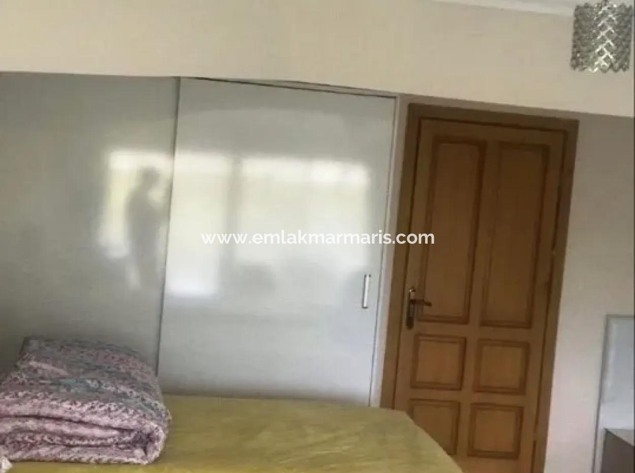 Marmaris Beldibi Mevkiinde 4 Oda 2 Salon 240 M2 Forleks Bahçeli Villa Satılık.olimpik Yüzme Havuzu Mevcuttur.