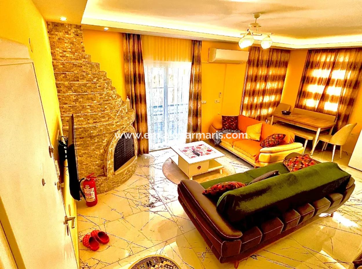 Marmaris Çetibeli,Nde 780M2 Arsa İçerisinde 3 Adet Yüzme Havuzu Ve Çocuk Havuzu Ve Bakıcı Evi Mevcut  Satılık Villa