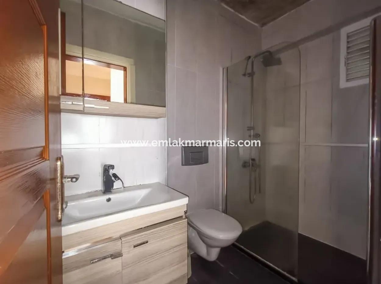 Marmaris İlçesi Beldibi Mahallesi Doğa Manzaralı Yüzme Havuzlu Site İçerisinde 3+1 Bahçe Dubleks Satılık Daire