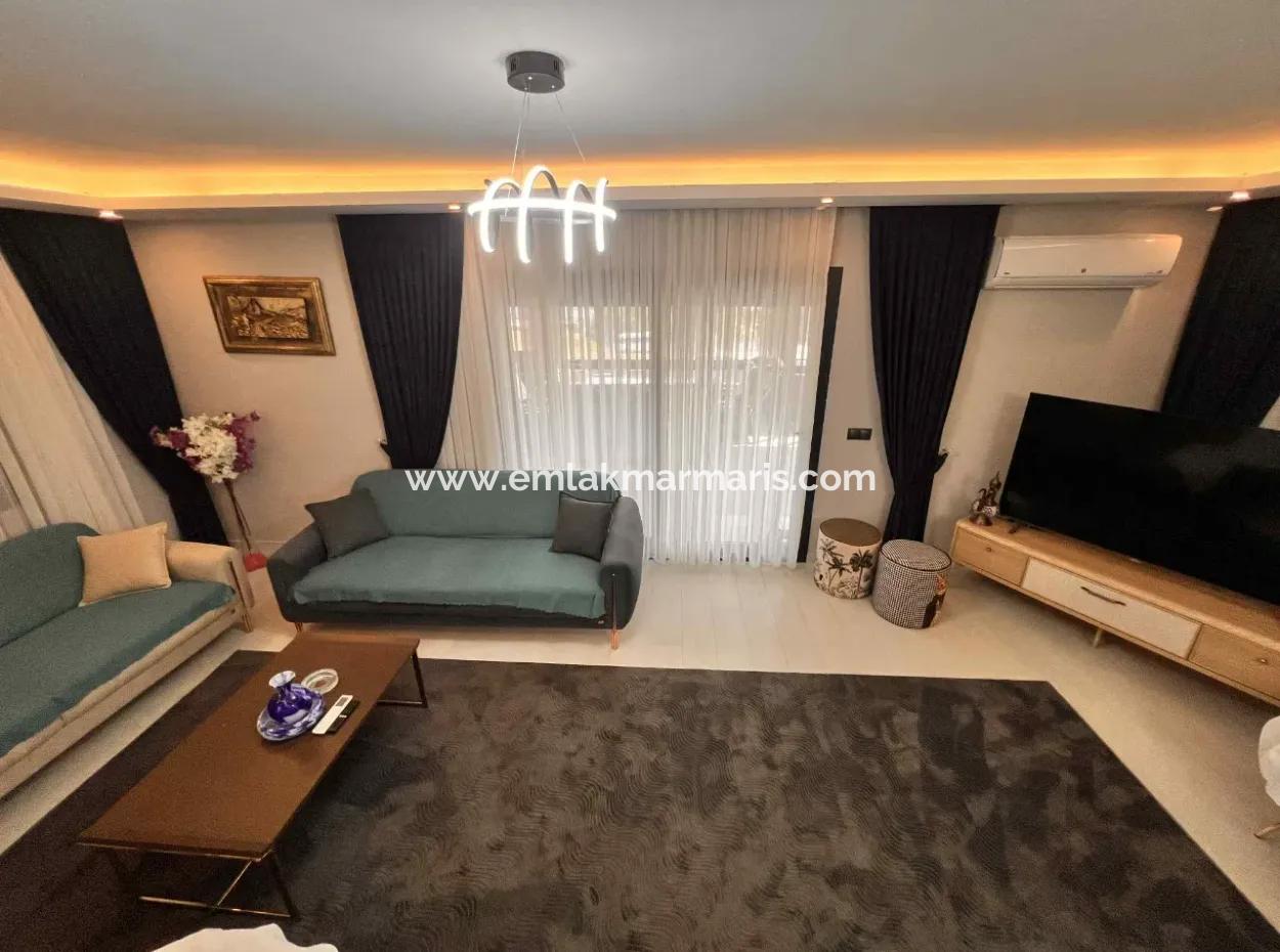 Harika Bir Portföy! Marmaris'in Eşsiz Doğası Ve Merkeze Yakın Konumu,.Komple Kiralık Kurumsala Uygun 5 Adet 2+1 Full Eşyalı Daire Mevcut Bina