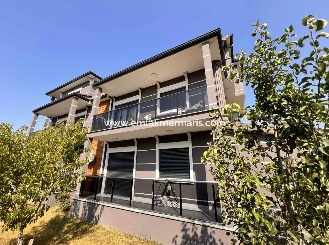 Harika Bir Portföy! Marmaris'in Eşsiz Doğası Ve Merkeze Yakın Konumu,.Komple Kiralık Kurumsala Uygun 5 Adet 2+1 Full Eşyalı Daire Mevcut Bina