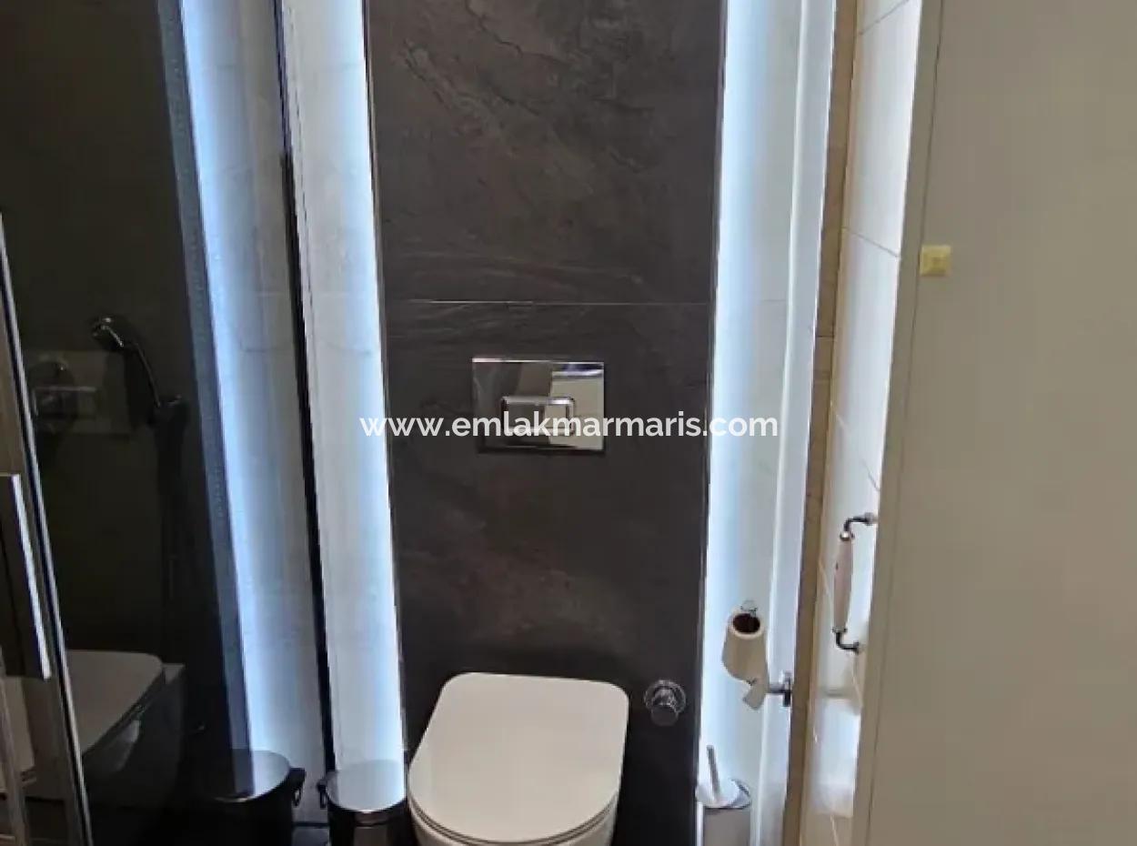 Camiavlu Mahallesi Havuzlu Güvenlikli Sitede 3+1 Satılık Ters Dubleks