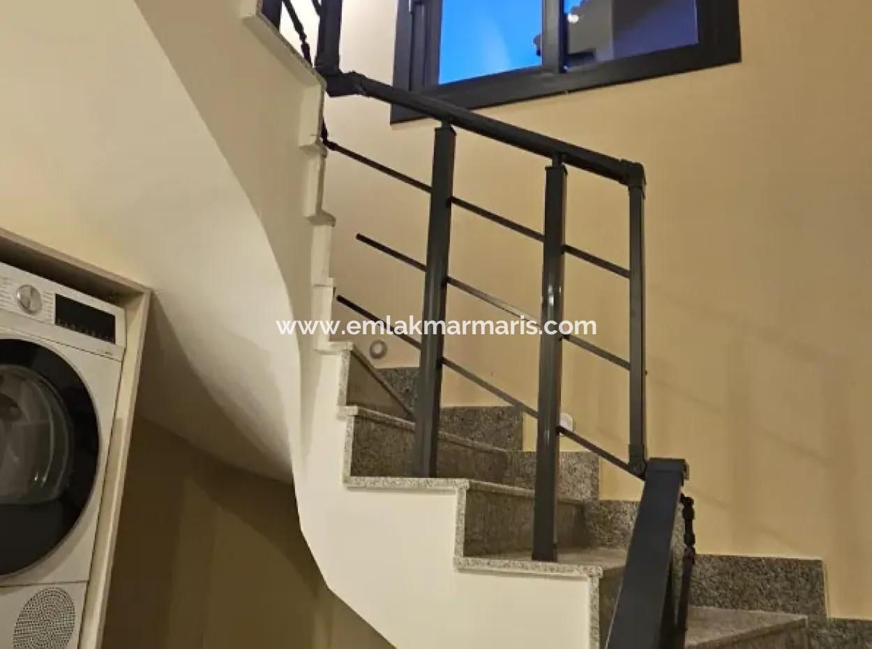 İçmeler Mahallesi 4+1 Tam Müstakil Sıfır Satılık Villa