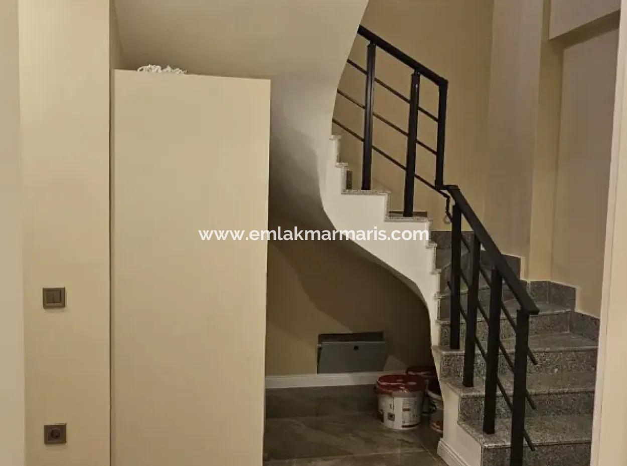 İçmeler Mahallesi 4+1 Tam Müstakil Sıfır Satılık Villa