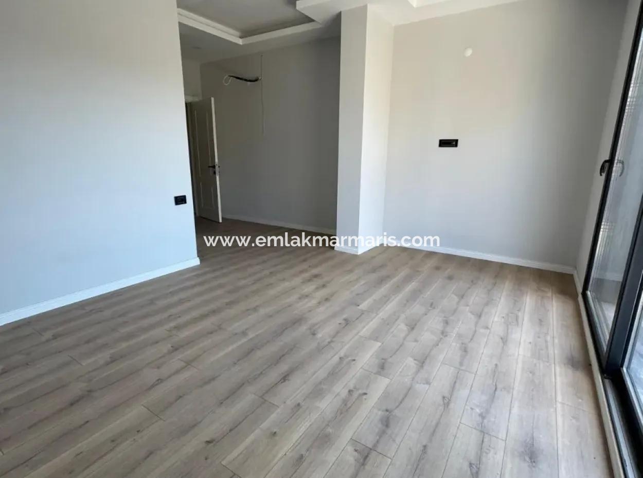 Kemeraltı Mahallesi 4+1 Satılık Müstakil Villa