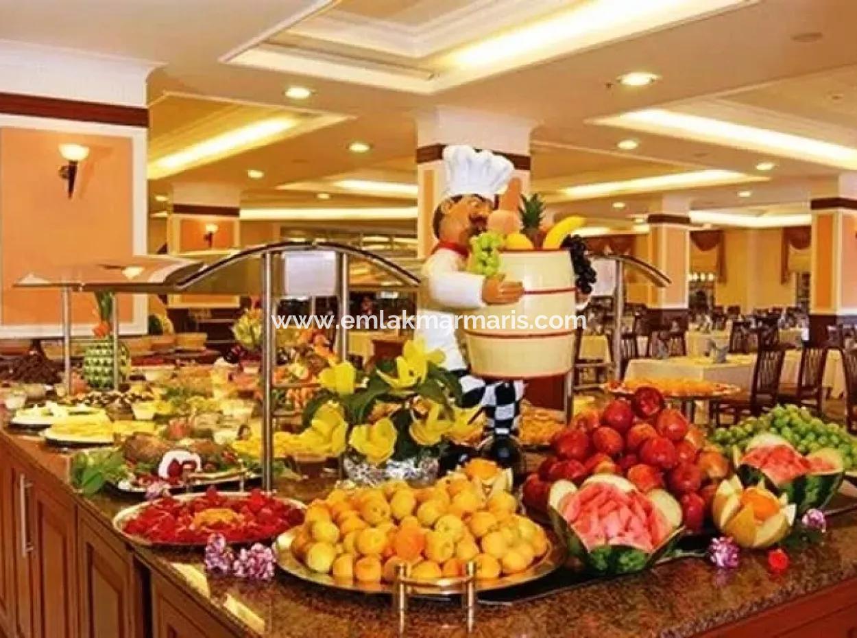 Marmaris Merkezinde Denize Sıfır Satılık 5 Yıldızlı Otel