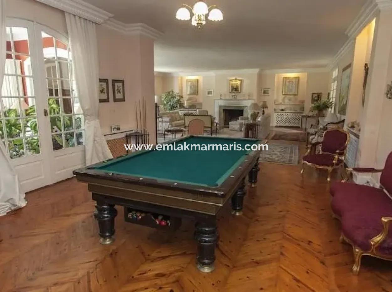 Marmaris Merkezinden 10 Km Uzaklikta Fransiz Mimarisi Ile Insaa Edilmis Ciftlik Evi Satiliktir