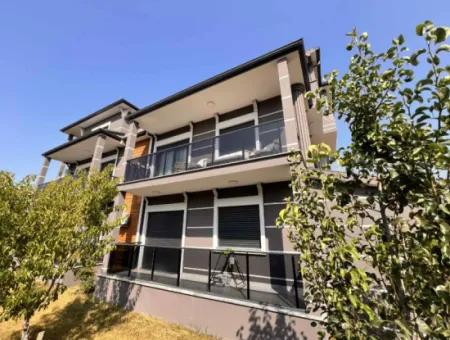 Harika Bir Portföy Marmaris'in Saklı Cennetinde Yatırım Fırsatı: 838M2 Arsa İçerisinde Lüks 5 Adet 2+1 110M2 Daireler Marmaris'e Sadece 15 Km Uzaklıkta,