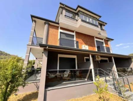 Harika Bir Portföy Marmaris'in Saklı Cennetinde Yatırım Fırsatı: 838M2 Arsa İçerisinde Lüks 5 Adet 2+1 110M2 Daireler Marmaris'e Sadece 15 Km Uzaklıkta,