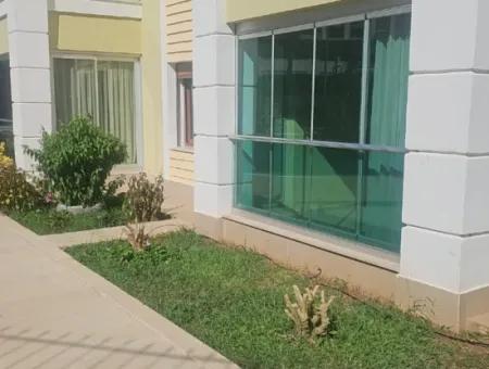 Marmaris Siteler Mahallesi’nde 3+1 Havuzlu Kiralık Lüks Daire