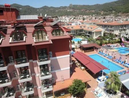 Marmaris Armutalan Mevkiinde 60 Oda Satılık Otel