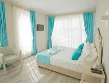 Marmaris,Den 40 Km Uzaklıkta Denize Sıfır Satılık Butik Otel İskelesi Mevcut