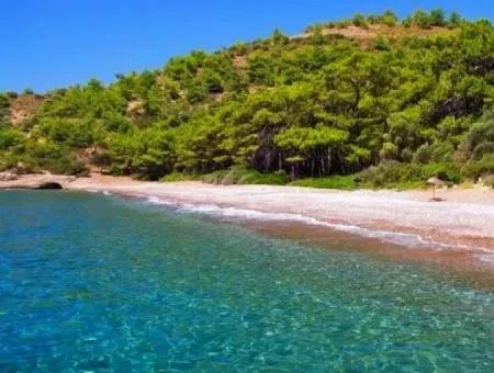 Datça Merkezinden 60 Km Uzaklıkta Satılık 100000M2 Arsa Üzerine Kurulu Tatil Köyü